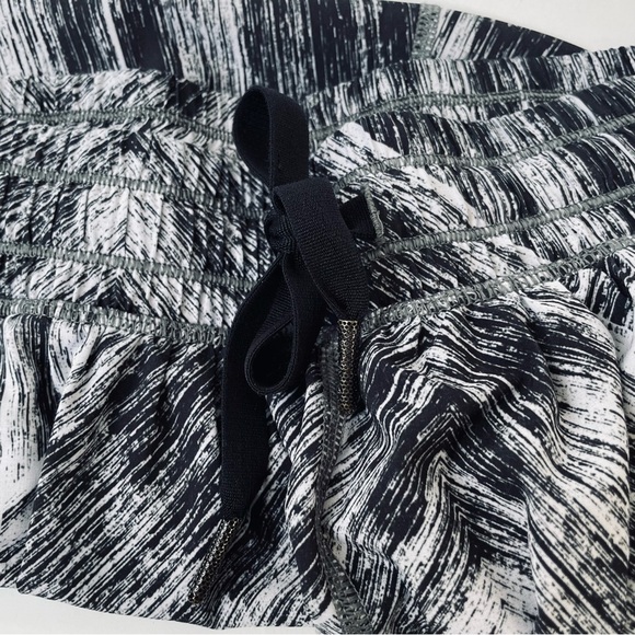 ❤️ LULULEMON Namaskar pants Heat Wave White Black B28 - Picture 7 of 16